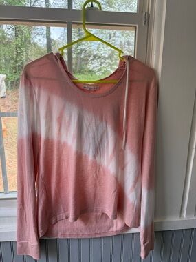 Aeropostale Pink and White Tie-Dye Pullover Hoodie
